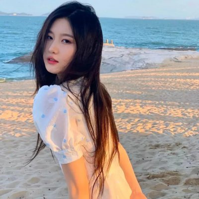 回首又见他